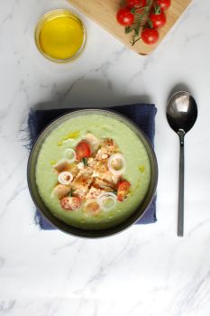 Gaspacho vert-raviolesapoeler-bio-tomates-mozza