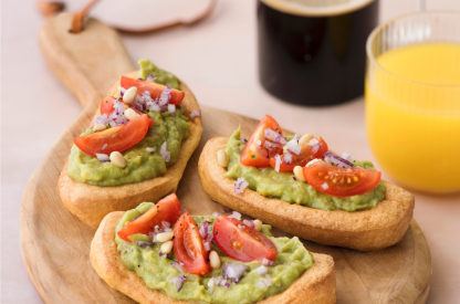 quenelle-bun-avocado-toast