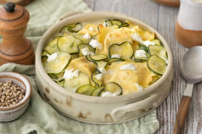 grandes-ravioles-saumon-en-gratin-aux-courgettes-et-chevre-frais