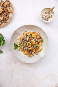 Poêlée-de-gnocchi-et-champignons-à-la-crème