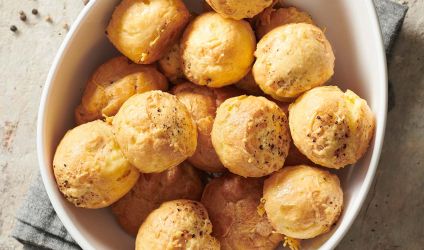 Gougeres de quenelles Emmental