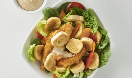 salade-facon-cesar-poulet-pane-et-ravioles-a-poeler-au-chevre