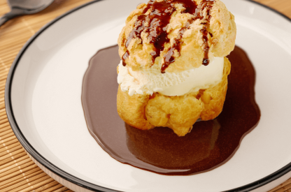 quenelle-en-dessert-facon-profiterole-1