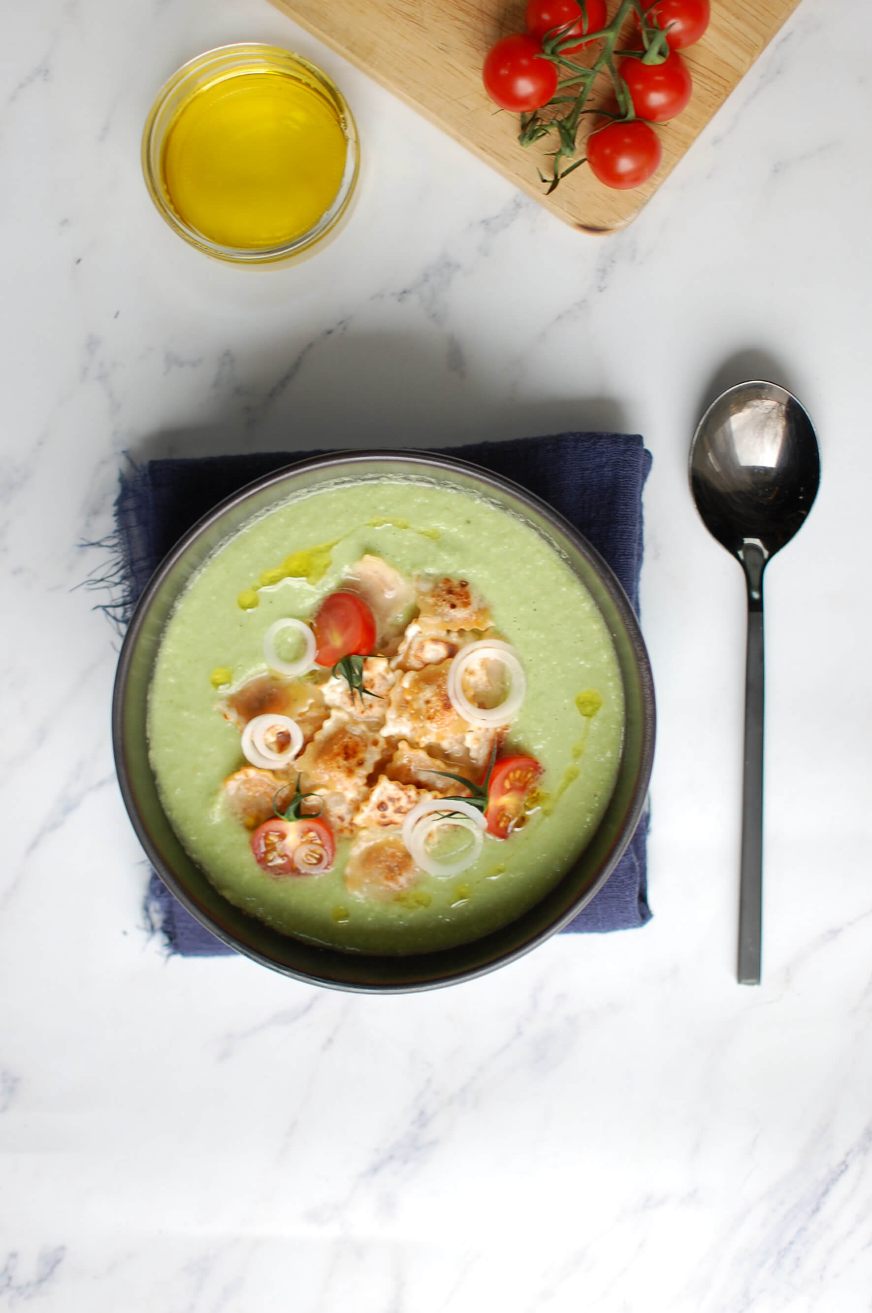 Gaspacho vert-raviolesapoeler-bio-tomates-mozza